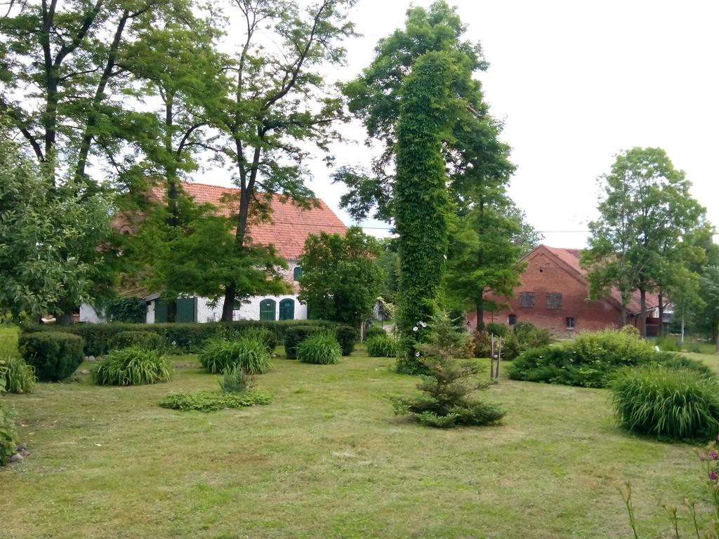 Dwór Muławki Vila Exterior foto